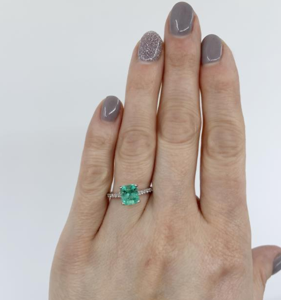 14k Emerald and Diamond Ring